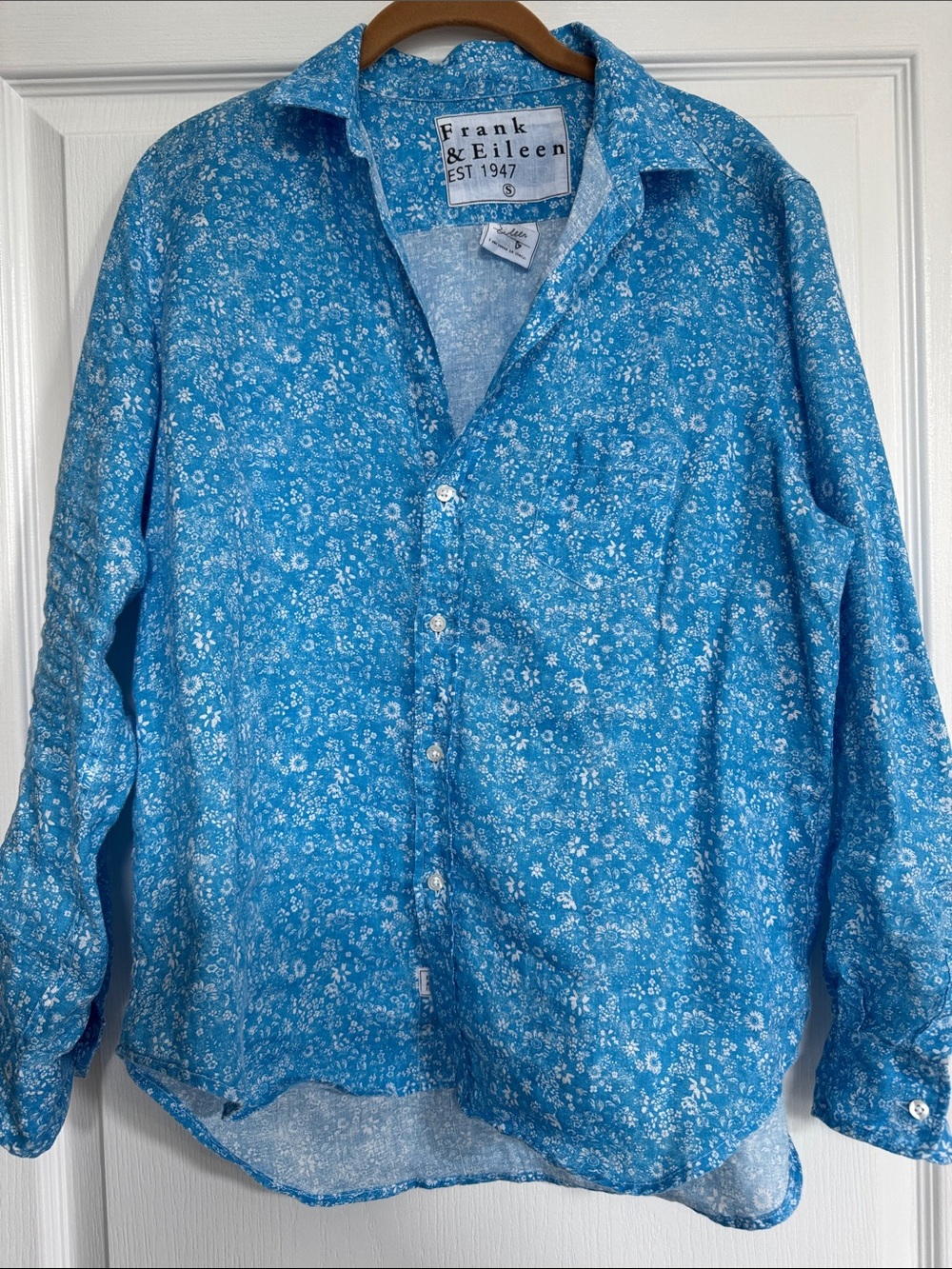 Frank & Eileen Blue Linen Floral Button-Up Blouse